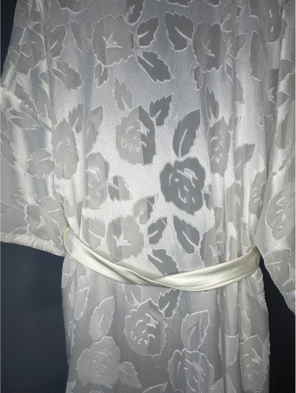 Vintage Lucie Ann Robe Medium Ivory Floral Jacquard Satin Trim Made In USA NWT - Picture 8 of 8